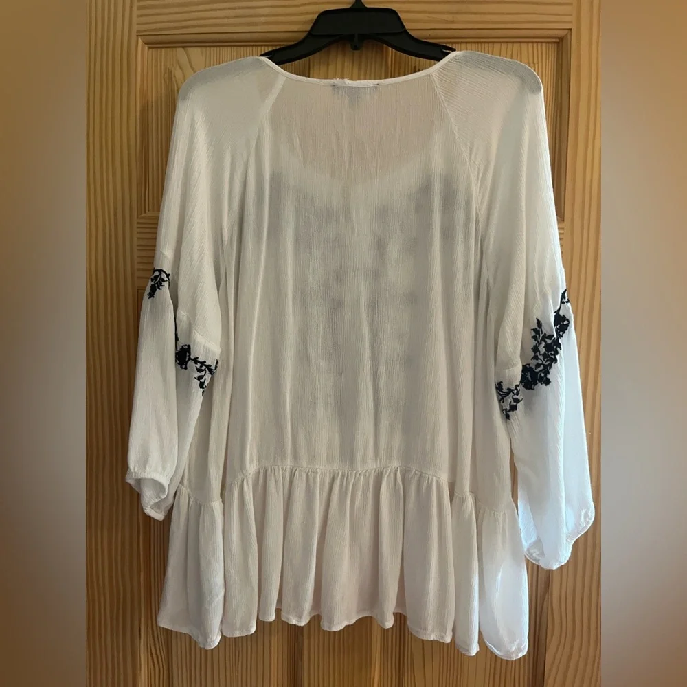 American Eagle Navy Blue and White Embroidered Round Drawstring Neck Size XL‎ - Picture 10 of 11